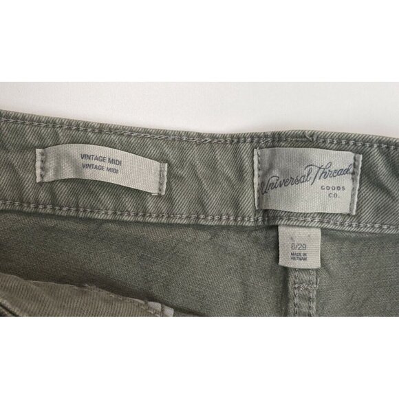 WOMEN'S GREEN RAW HEM MIDI SHORTS - DISTRESSED - UNIVERSAL THREAD - SIZE 8 - NEW - Picture 2 of 4